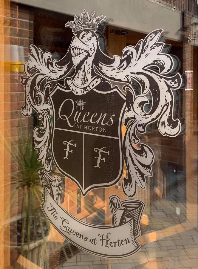 The Queens At Horton Телфорд Экстерьер фото